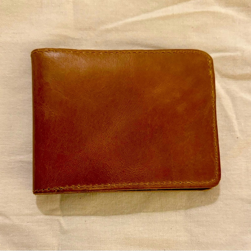 Hide & Drink Classic Bifold Wallet